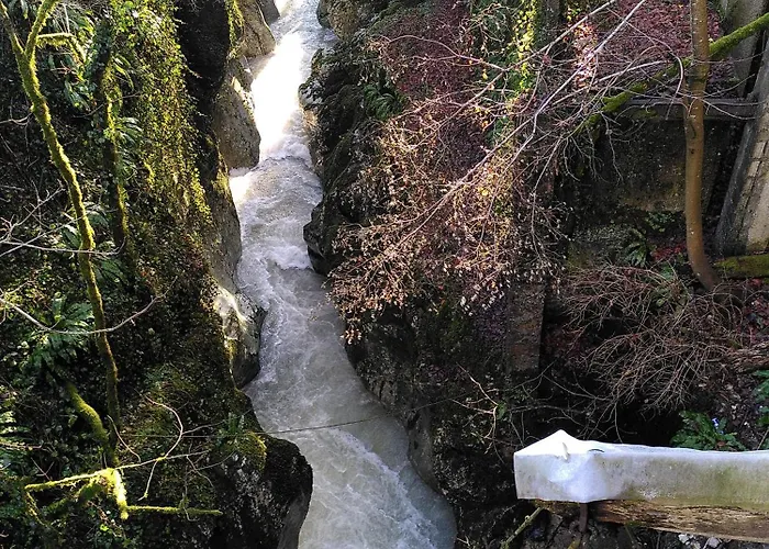 Alize Du アパート エクスレバン